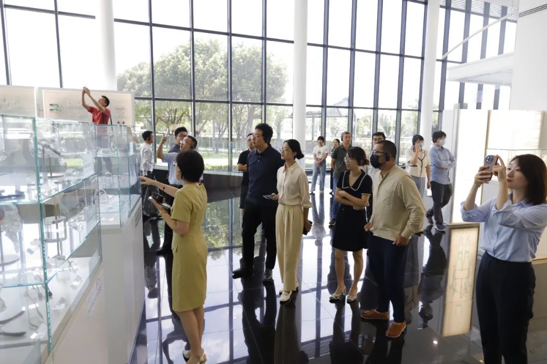 蛇牌学院是什么蛇牌学院“开放日”暨“苏州工业园区高技能人才公共实训基地”授牌仪式成功举办_https://www.jmylbn.com_新闻资讯_第1张